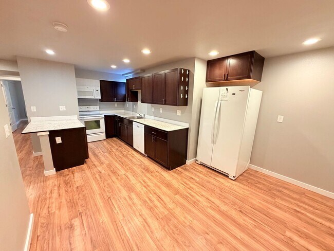 Building Photo - Lovely 2 Bedroom Condo in Marysville!