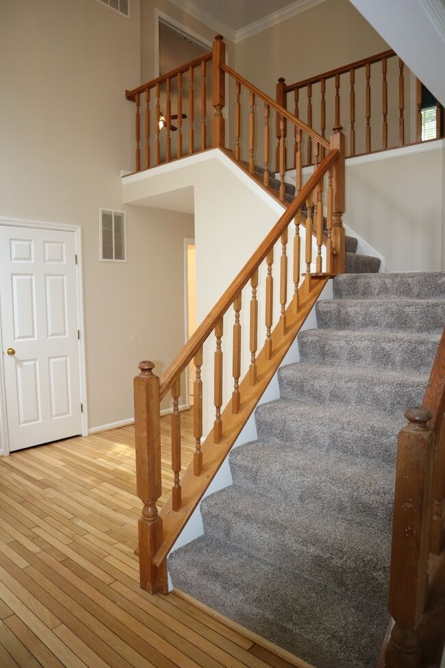 Building Photo - Gorgeous Single Family Home in Gaithersburg