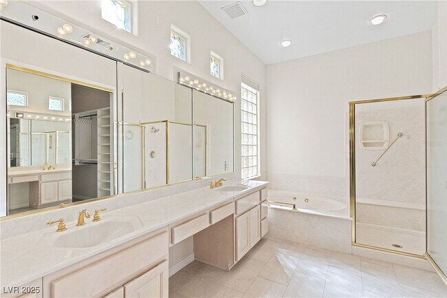 Building Photo - 10548 Findlay Ave