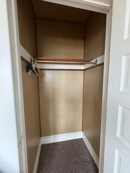 Building Photo - 23 Saint David St