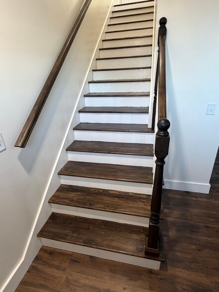 Building Photo - 1417 Woodbine Ave