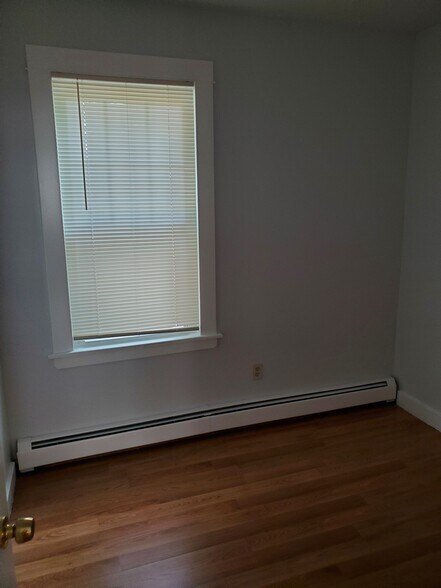 Building Photo - 491 Whalley Ave