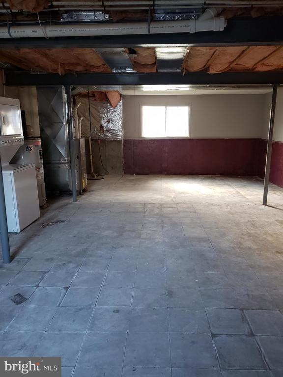 Building Photo - 178 Liborio Dr