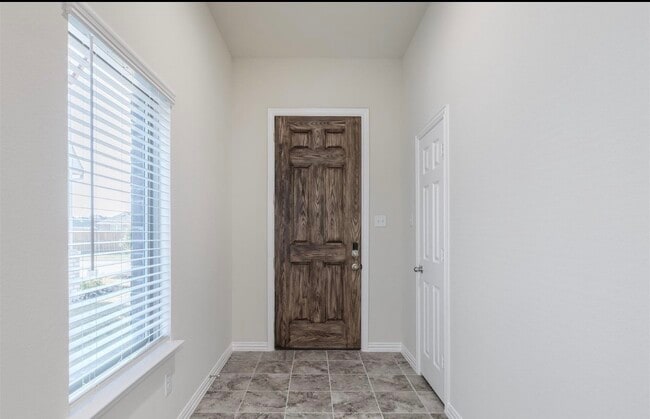 Building Photo - 428 Edward Rd