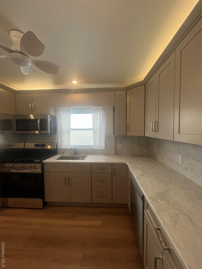 Building Photo - 50 Arizona Ave