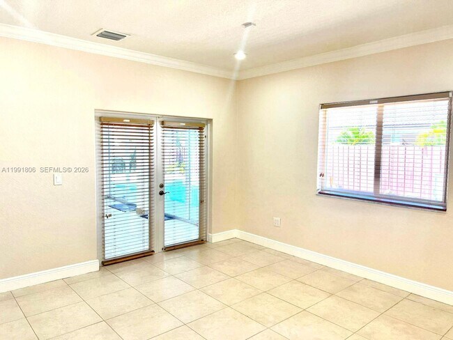 Building Photo - 8899 NW 176th Ln