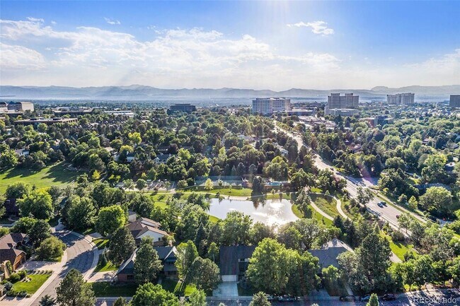 Building Photo - 5961 S Boston St