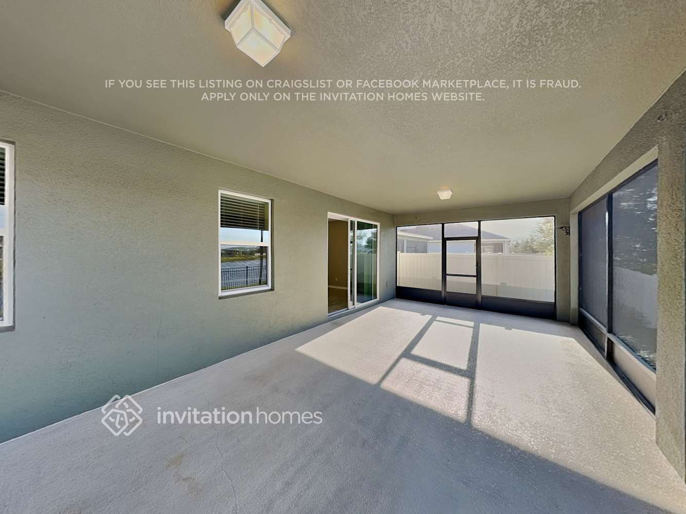 Building Photo - 1792 Chatsworth Cir