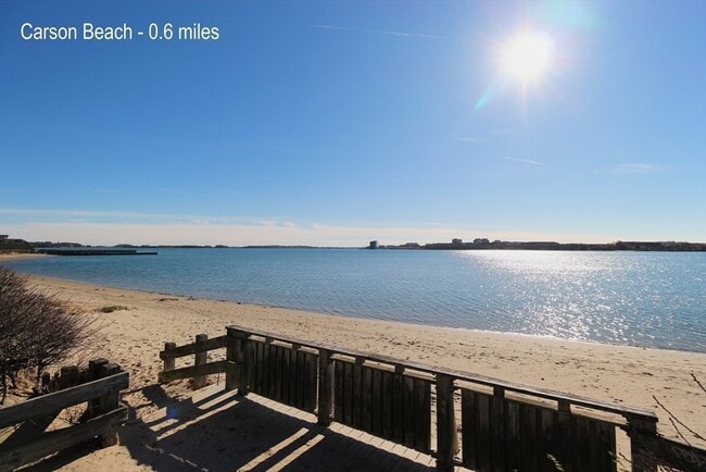 Building Photo - 296 W 3rd St