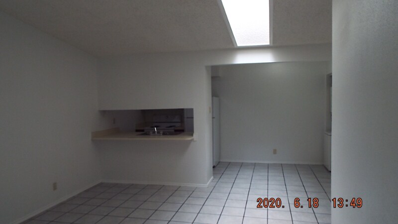 Building Photo - 5513 Lochmoor