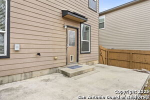 Building Photo - 1631 Iron Creek