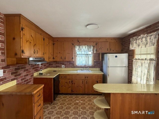 Building Photo - 64 Macauley Ave