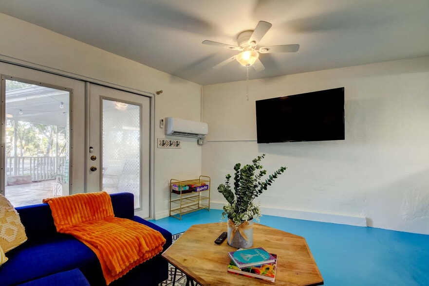 Building Photo - 311 16th Ave