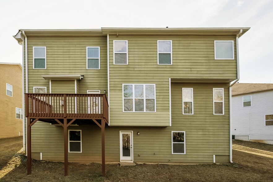 Building Photo - 3302 Southerland Ct