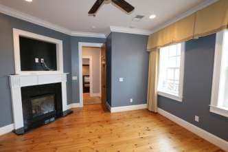 Building Photo - 114 Trade St