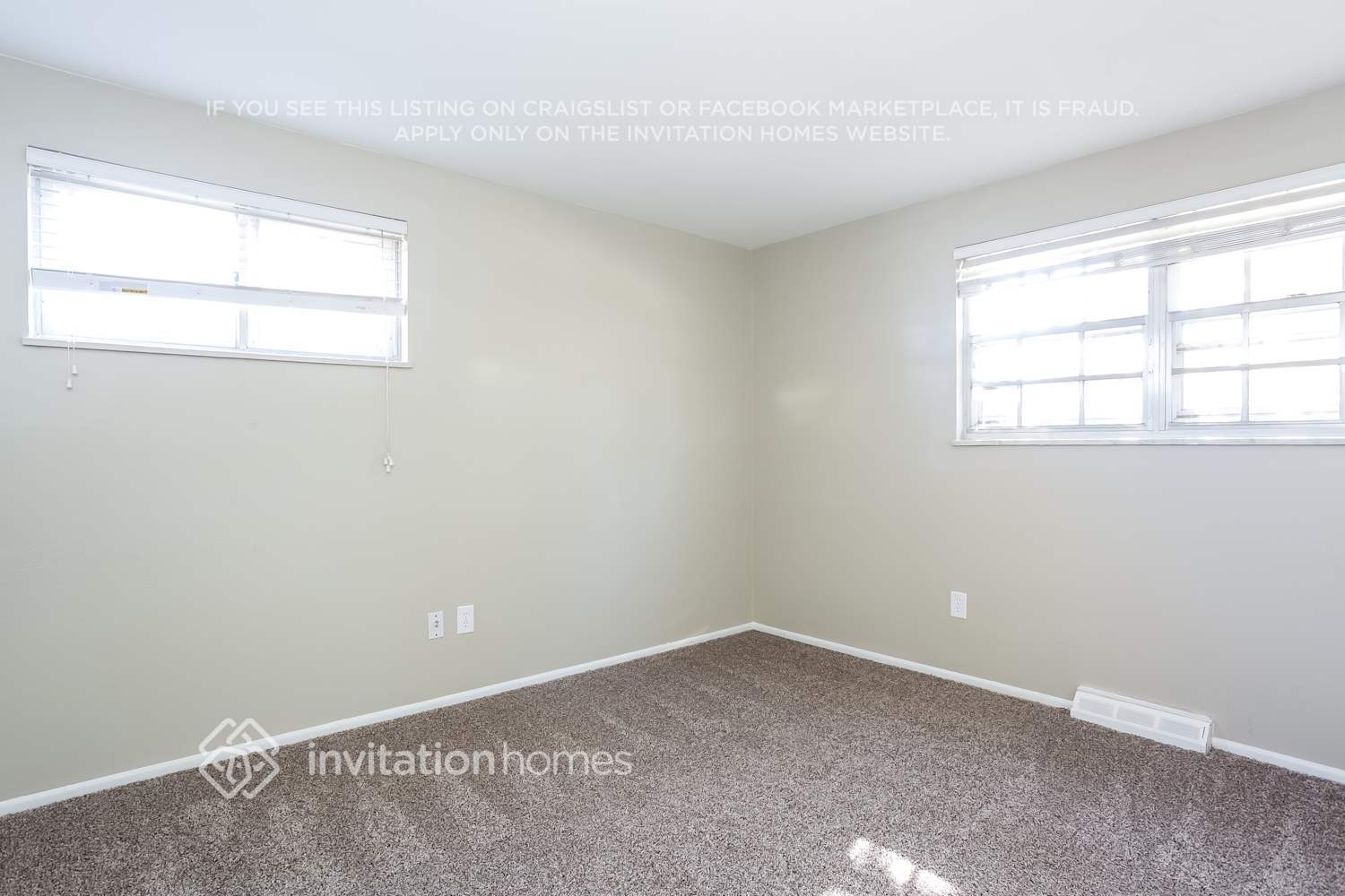 Building Photo - 6471 S Birch Cir