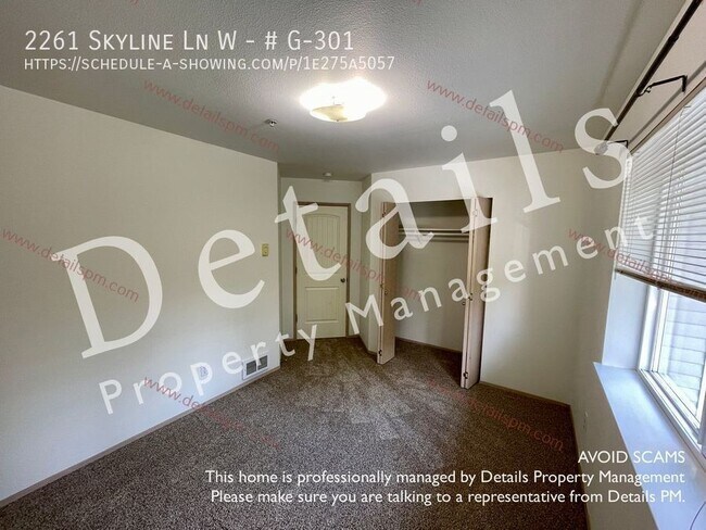 Building Photo - 2261 Skyline Ln