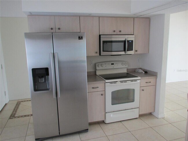 Building Photo - 3187 Sulstone Dr