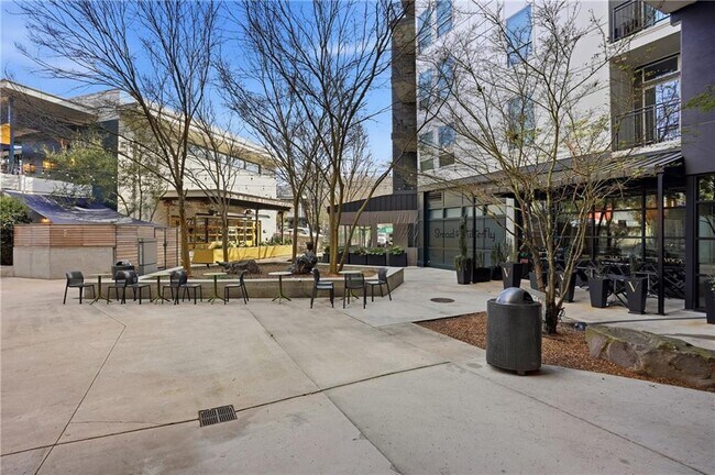 Building Photo - 870 Inman Vlg Pkwy NE