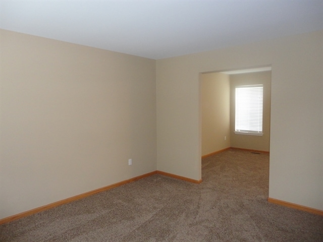 Building Photo - 14129 S Manassas Ln