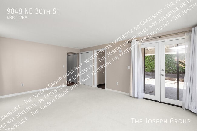 Building Photo - 9848 NE 30th St