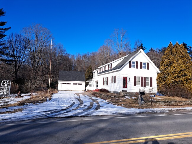 Building Photo - 104 Exeter Rd