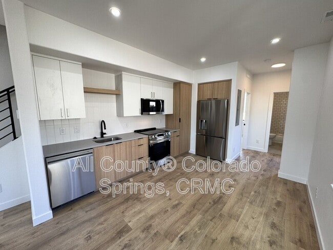 Building Photo - 2512 W Bijou St
