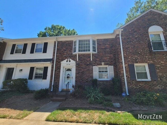 Building Photo - 3003 Overton Dr
