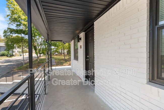 Building Photo - 201 Sylvis St