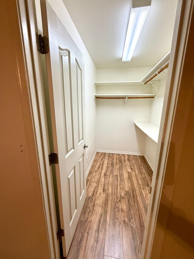 Building Photo - Available Now- Great 3 Bedroom Home in the Ranch at Long Mountain subdivision with Solar!