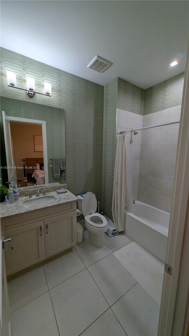 Building Photo - 2879 Gin Berry Way