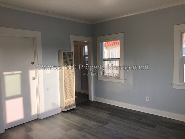 Building Photo - 722 Lime Ave