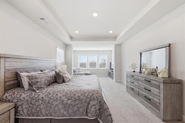Building Photo - 3939 Alderstone Dr