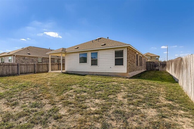 Building Photo - 21413 Bird Wing Dr