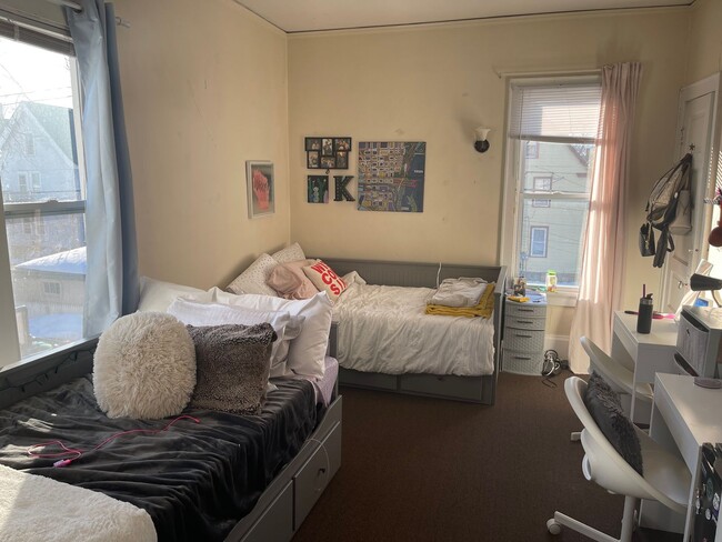 Building Photo - Maryland house