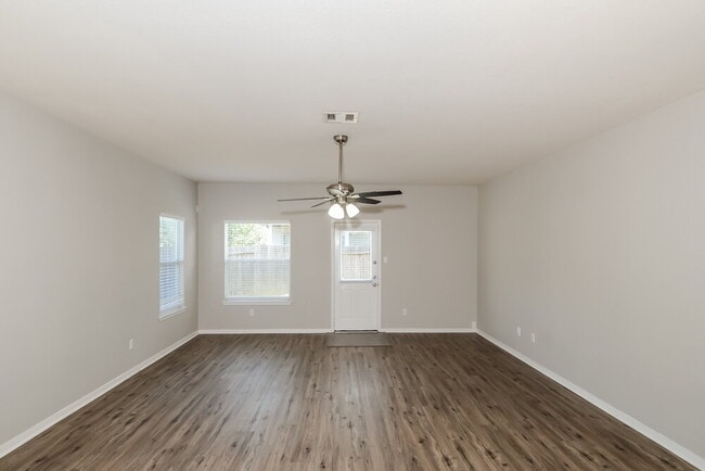 Building Photo - 14430 Cellini Dr