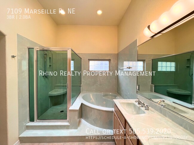 Building Photo - 7109 Marseille Pl NE
