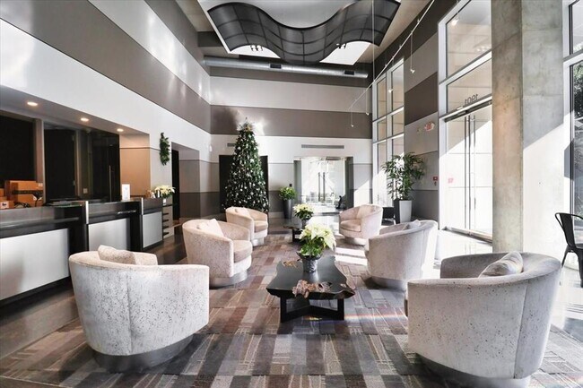 Building Photo - 1901 Post Oak Blvd