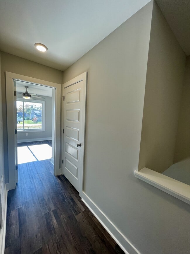 Building Photo - 47 Zentry Pl