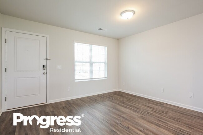 Building Photo - 441 Pollyanna Dr