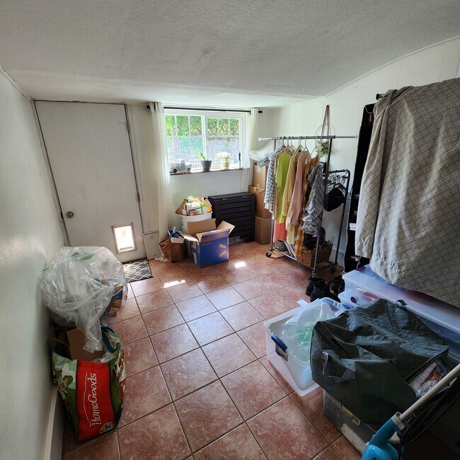 Building Photo - 1018 Court St