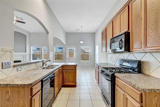 Building Photo - 31723 Regal Park Ct