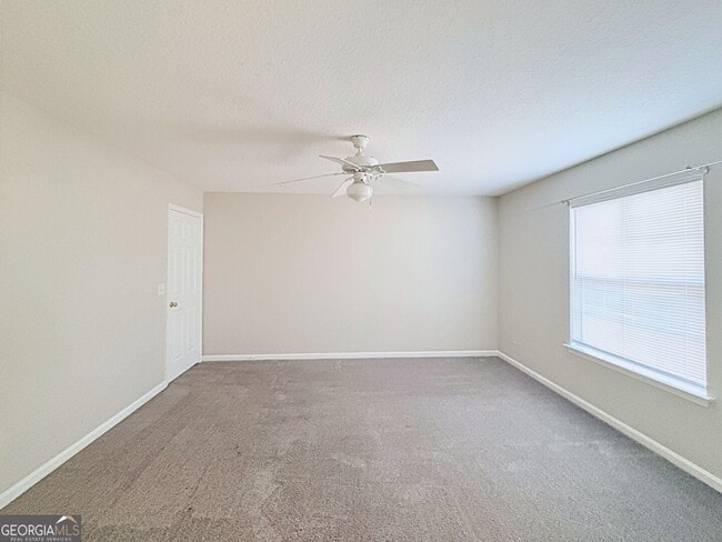 Building Photo - 102 Natures Bounty Trail