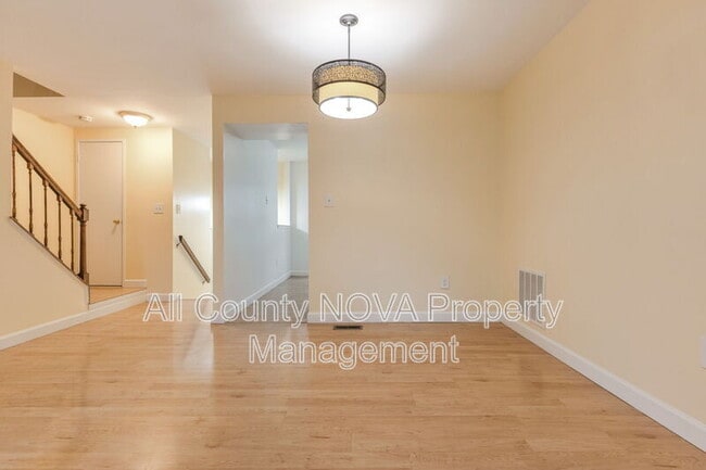 Building Photo - 7612 Indian Hills Dr