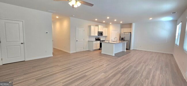 Building Photo - 34 Russet Wy