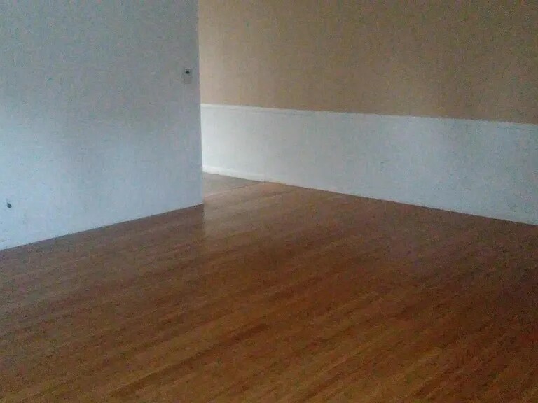 Building Photo - 3351 N Kinser Pike