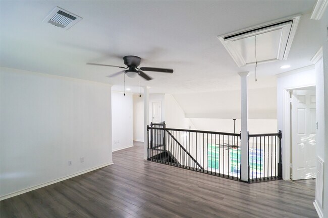 Building Photo - 14311 Ragus Lake Dr