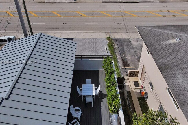 Building Photo - 243 NW 57th Ave