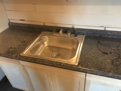 Building Photo - 224 S Broadway