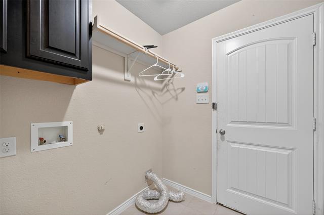 Building Photo - 4701 Bungalow Dr